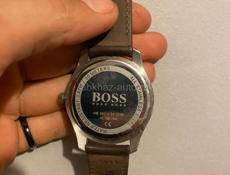 Часы Hugo Boss оригинал срочно 