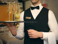 Требуется официанты!