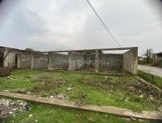 Дом с строительным участком 