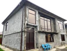 Дом с строительным участком 