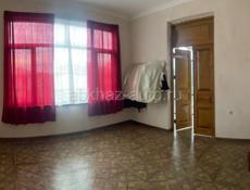 Дом с строительным участком 