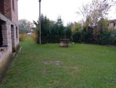 Дом с земельным участком 40-сот 