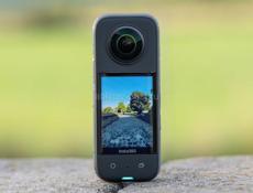 продаю экшн камеру INSTA360 X3