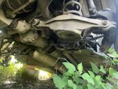 есть запчасти на фугу 