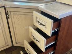 Кухонный гарнитур с техникой