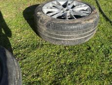 Две резины r18 245/45