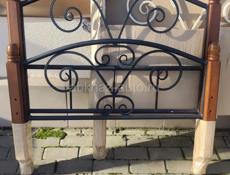 Новые кровати , 4 шт с матрасом .