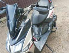 Продаю скутер.