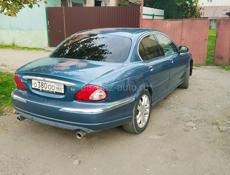 Jaguar X-Type
