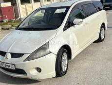 Mitsubishi Grandis