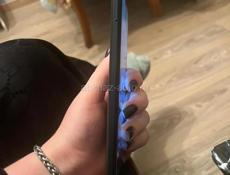 Продается телефон самсунг. 