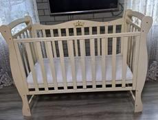 Детская кроватка