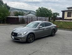 Infiniti M35
