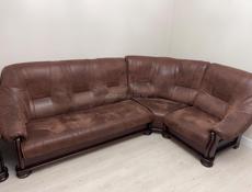 Диван и кресло в хорошем состоянии