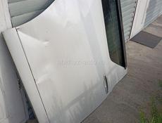 Дверь правая сдвижная