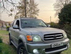 Toyota Sequoia