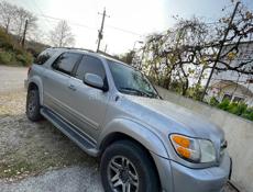 Toyota Sequoia