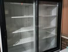 Витринный холодильник 