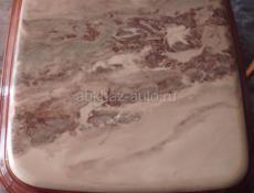 Мраморный стол