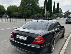 Mercedes-Benz E-Класс