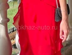 Продаются вечерние платья 