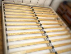 Продается двуспальная кровать