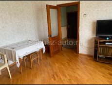 Сдается 2х комнатная квартира на старом поселке на длительный срок