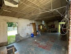 Продаётся дом с участком в городе Гудаута, ул. Отырба