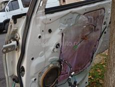 Автозапчасти  Дверь Toyota Alphard 2005