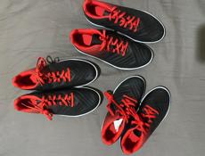 Бутсы футбольные французский бренд 35:36:30:31 раз.