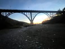 Продам 2 велика в нормальном состоянии 