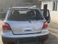 В разборе Mitsubishi airtrek 