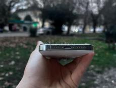 Продается новый айфон 16 про