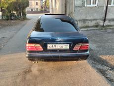 Mercedes-Benz E-Класс