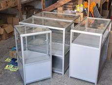 Продам полки для магазина 