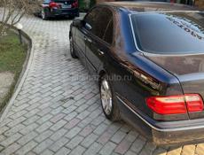 Mercedes-Benz E-Класс