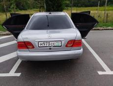 Mercedes-Benz E-Класс