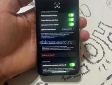 Продаю Аифон 10х всё работает Face ID тоже работает срочно продаю память 256 