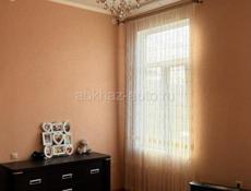 Продаётся двухэтажный дом в центре Сухума #105