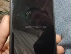 Продаю телефон редми ноут 13 на 128г срочно в нормальном состоянии в комплекте только документы