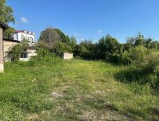 УЧАСТОК ГАГРА С ВЕТХИМ СТРОЕНИЕМ