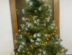 Искусственная елка 