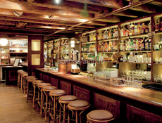 Бармен ищет работу 