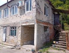 Продаю дом с участком