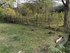 Продаю по центральной трассе участок на Бзыби