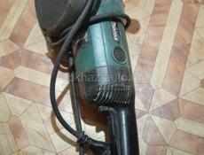 Болгарка большая Макита ,в отличном рабочем состоянии