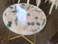 Журнальный столик