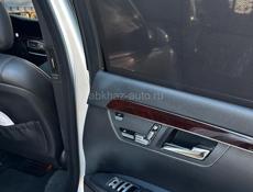 Mercedes-Benz S-Класс