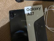 Срочно продам Самсунг А07 новый купил три дня назад за 13к телефон хороший 