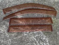 Ветровики на двери 